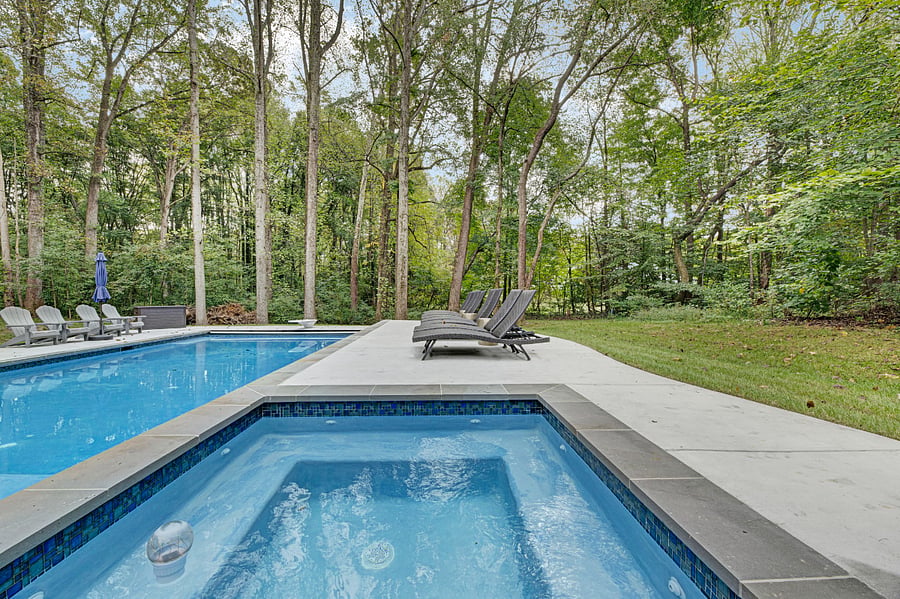Furnished Finder property 636036_1 photo 3