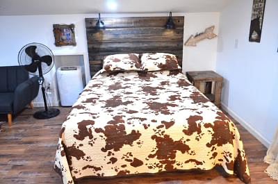 Furnished Finder property 636056_1 photo 3