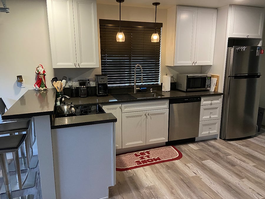 All New Appliances with Breakfast Bar