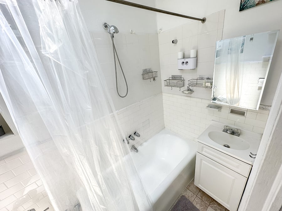 Furnished Finder property 636310_1 photo 10