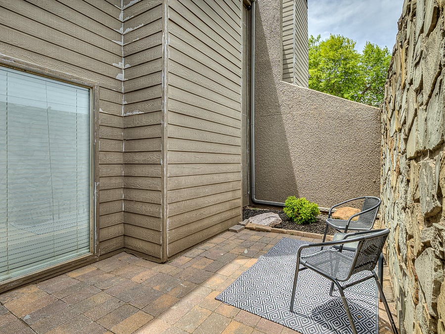 Common area - front patio