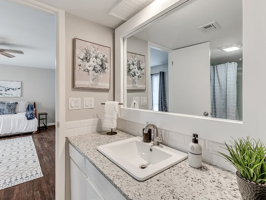 Furnished Finder property 636311_4 photo 8