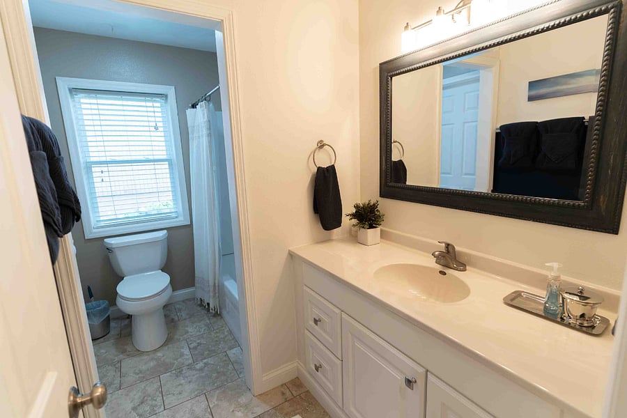 Shared upstairs bath