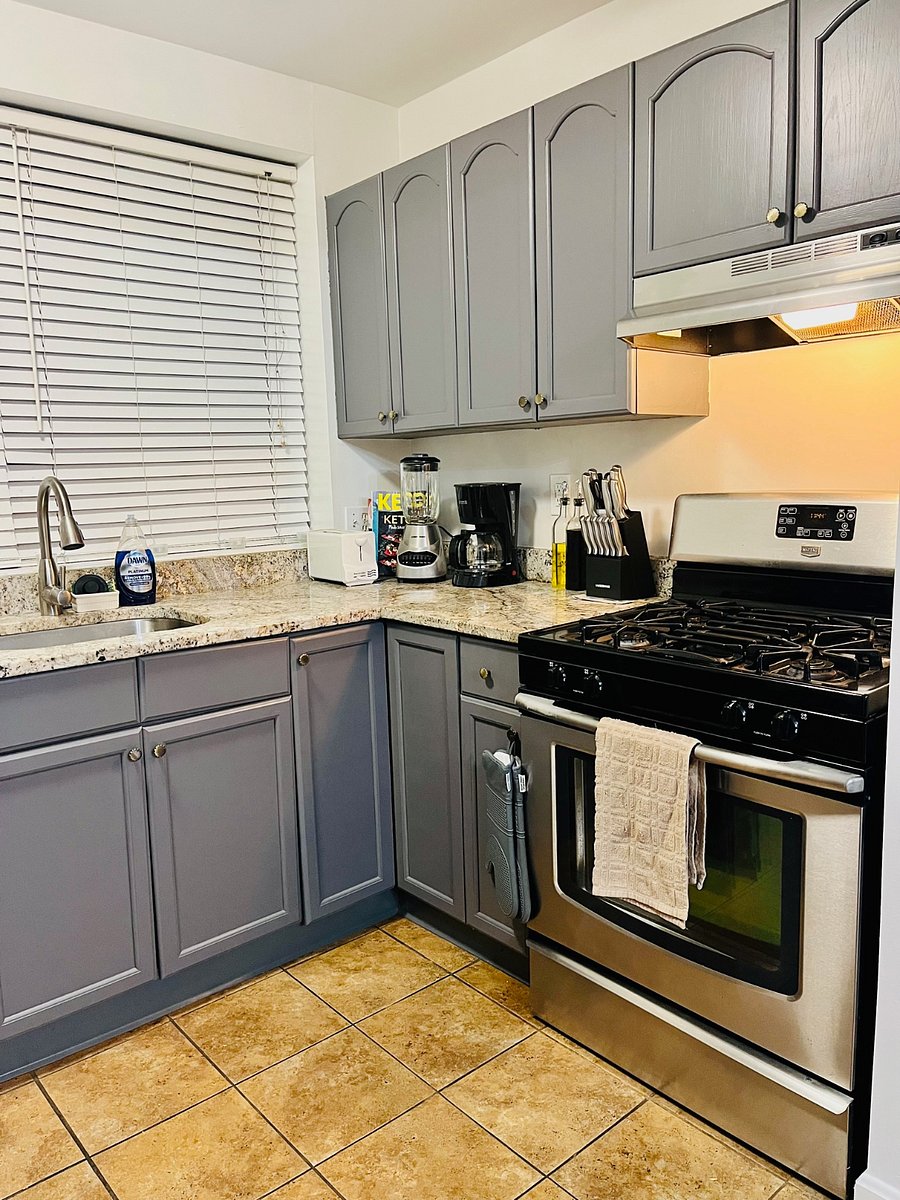 Furnished Finder property 636394_2 photo 9