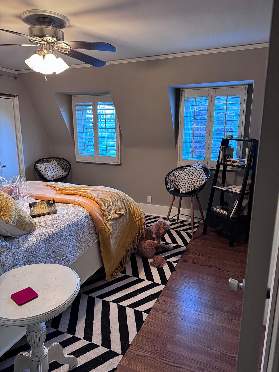 Master Queen bed