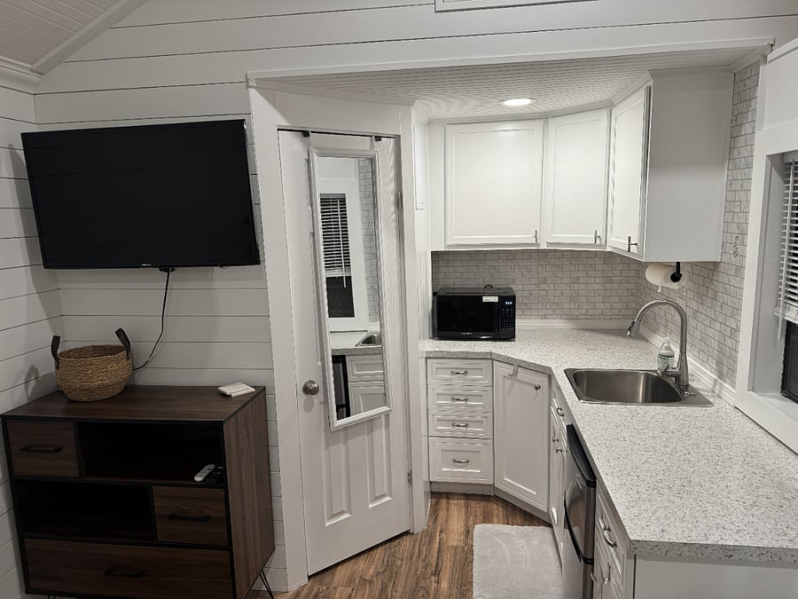 Furnished Finder property 636481_1 photo 8