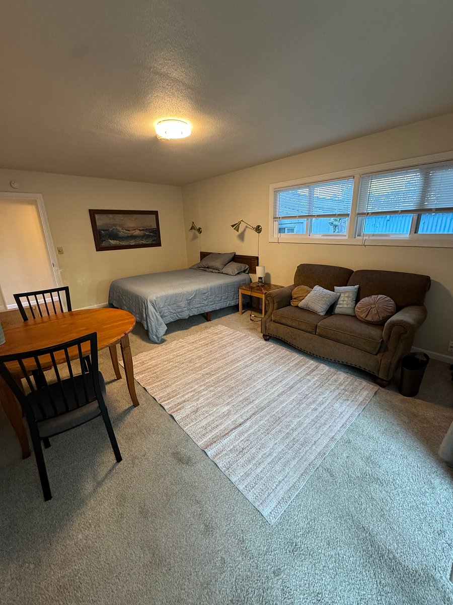Furnished Finder property 636491_1 photo 16