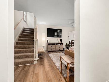 Furnished Finder property 636495_2 photo 7