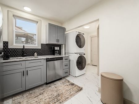 New Washer and DryerFur