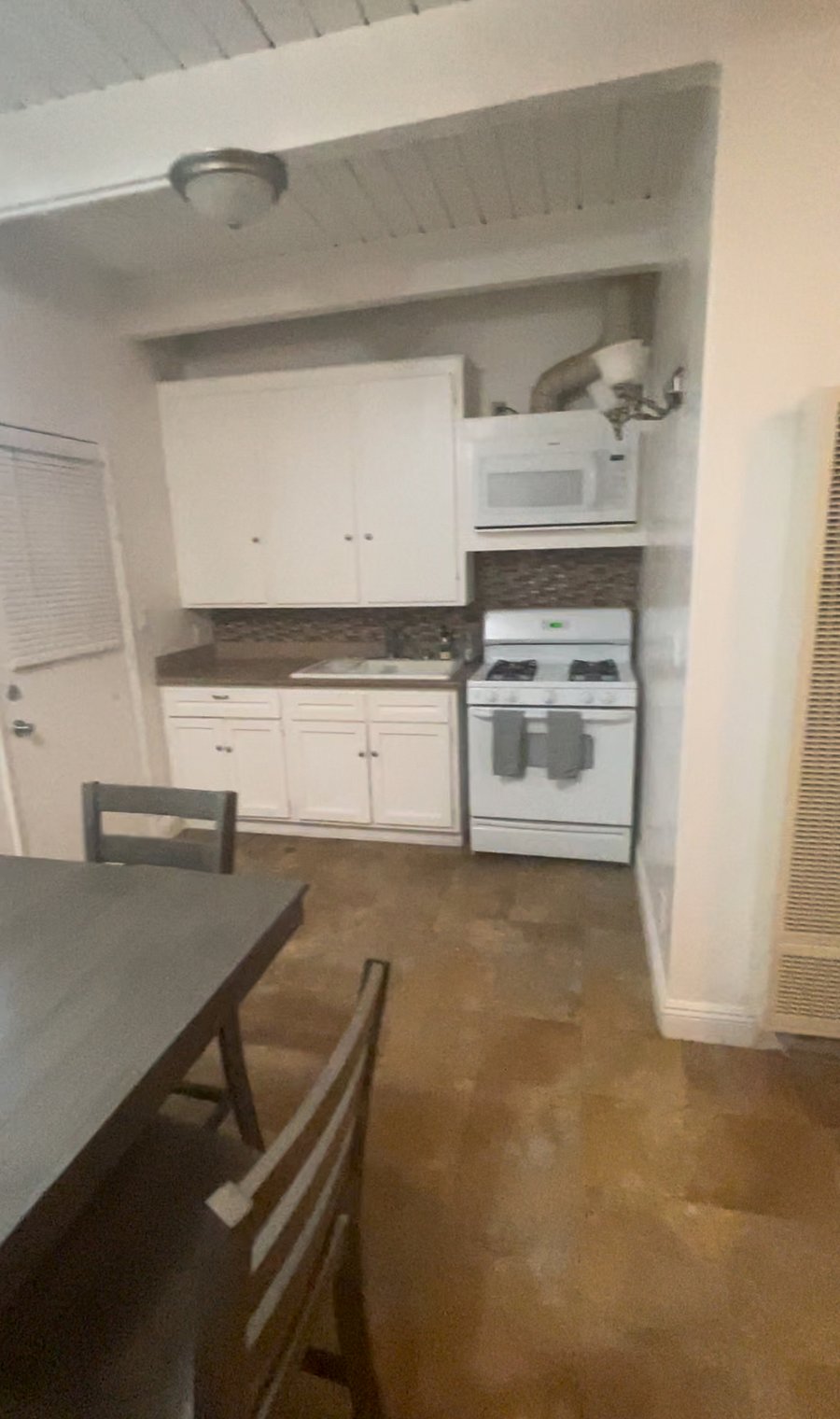 Furnished Finder property 636509_1 photo 4