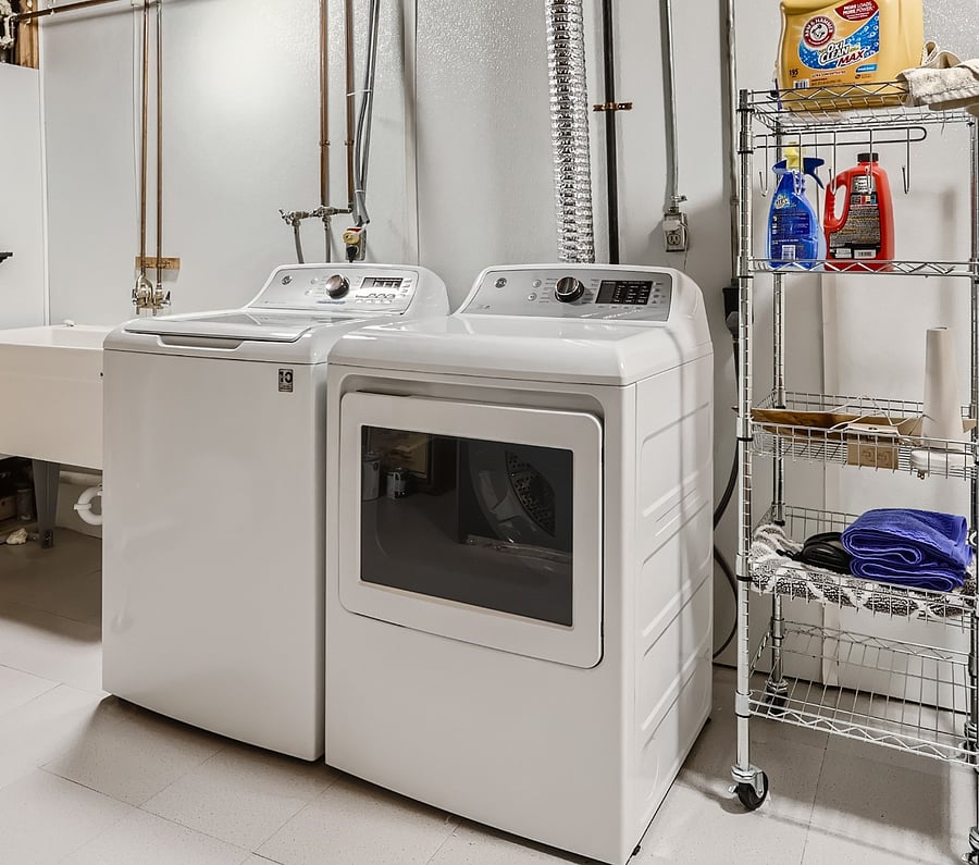 Dedicated laundry room with full size WD