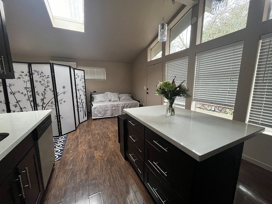 Furnished Finder property 636629_1 photo 3