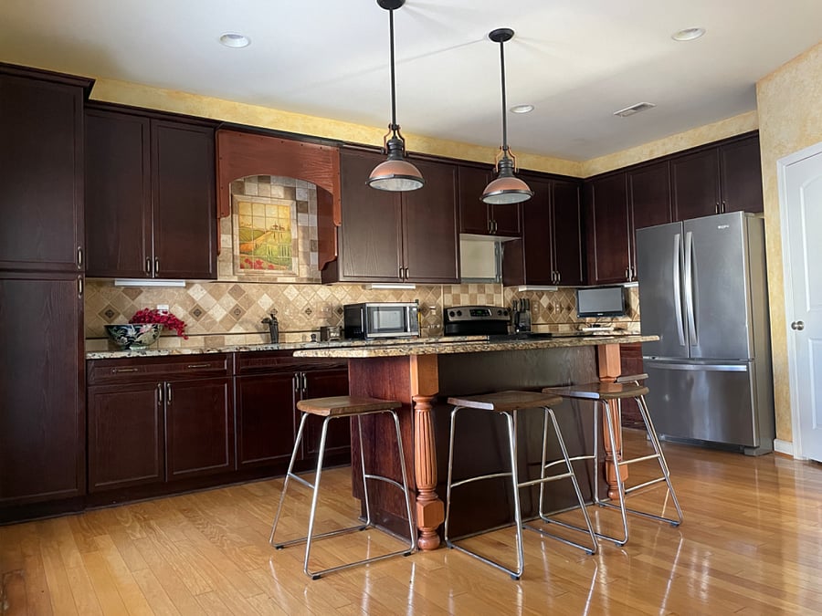 Huge open floor kitchen