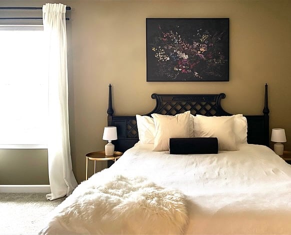 Queen Bed
