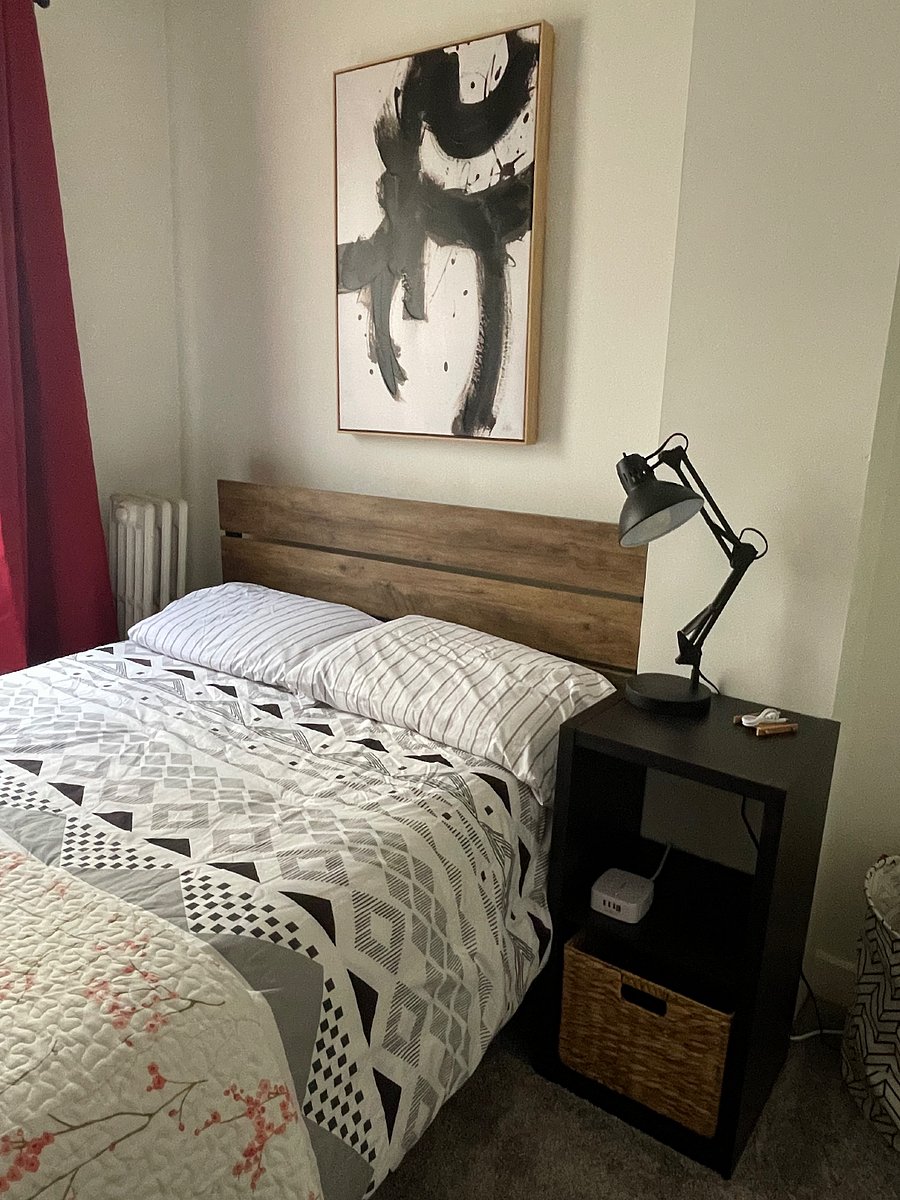 Bedroom 1. Full size bed