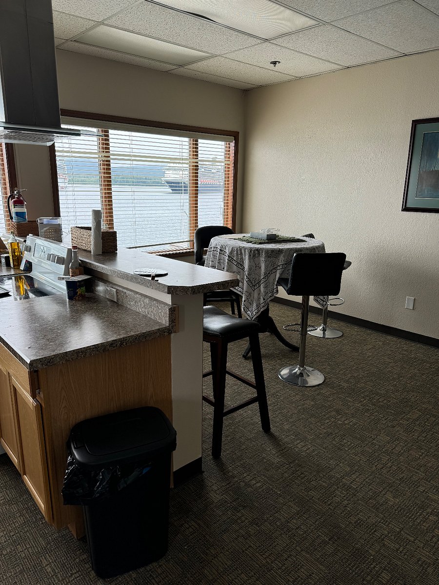 Furnished Finder property 636837_1 photo 8