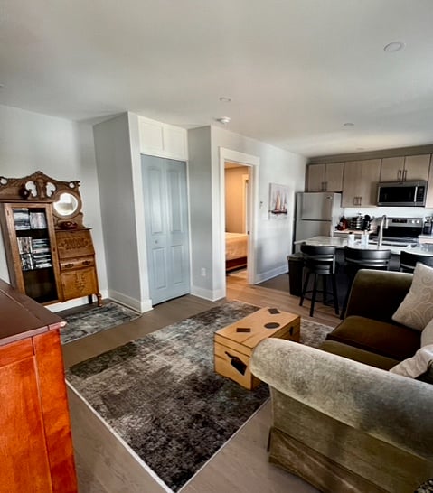 Furnished Finder property 636899_1 photo 3
