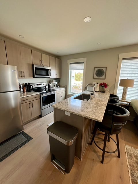 Furnished Finder property 636899_1 photo 5