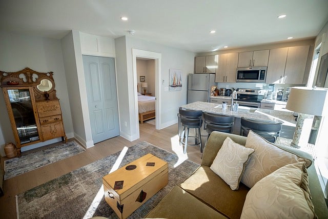 Furnished Finder property 636899_1 photo 16