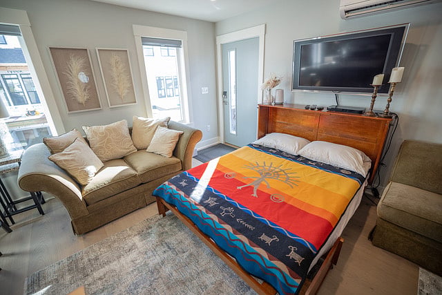 Furnished Finder property 636899_1 photo 24