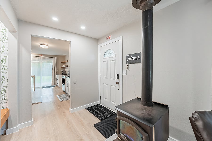 Furnished Finder property 636917_1 photo 3