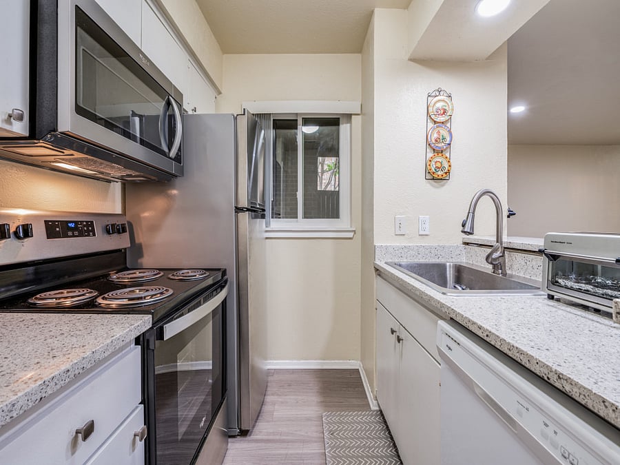 Furnished Finder property 637021_1 photo 12
