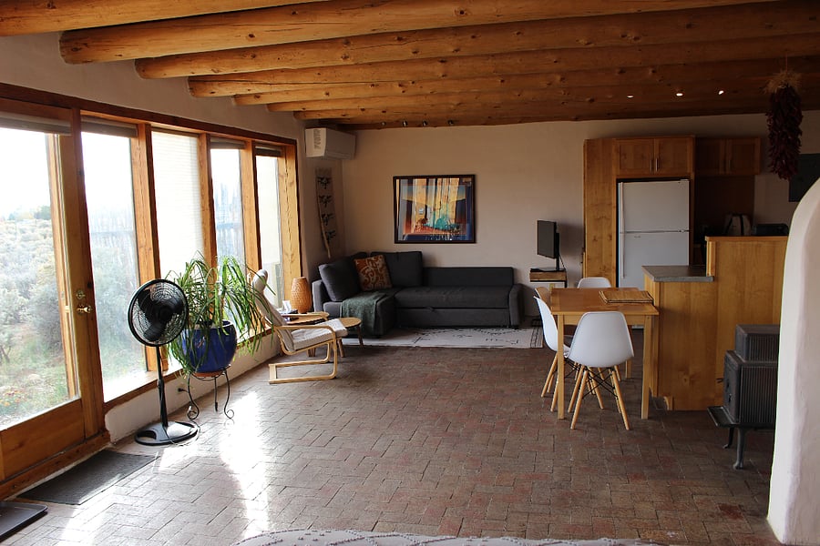 Furnished Finder property 637105_1 photo 8