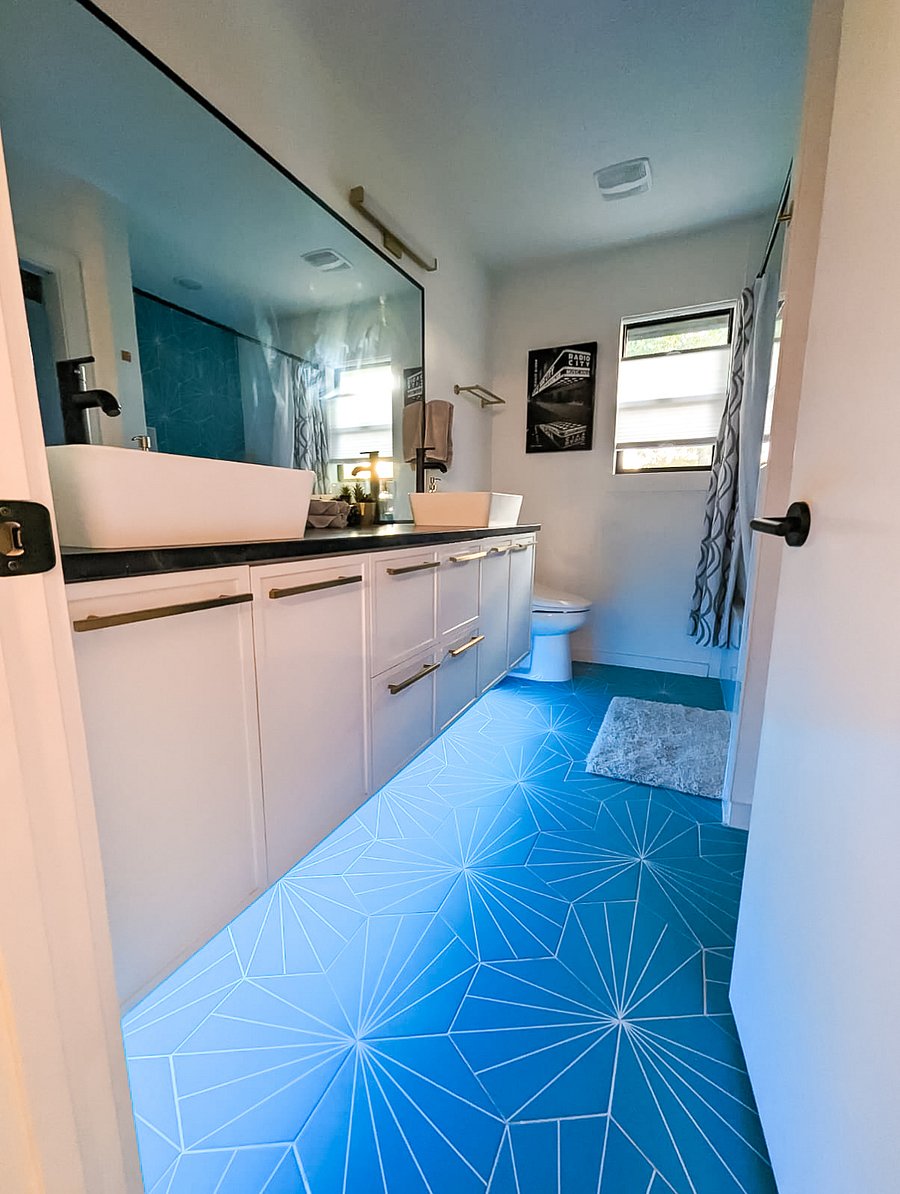 Mood light with different color options in bathroom