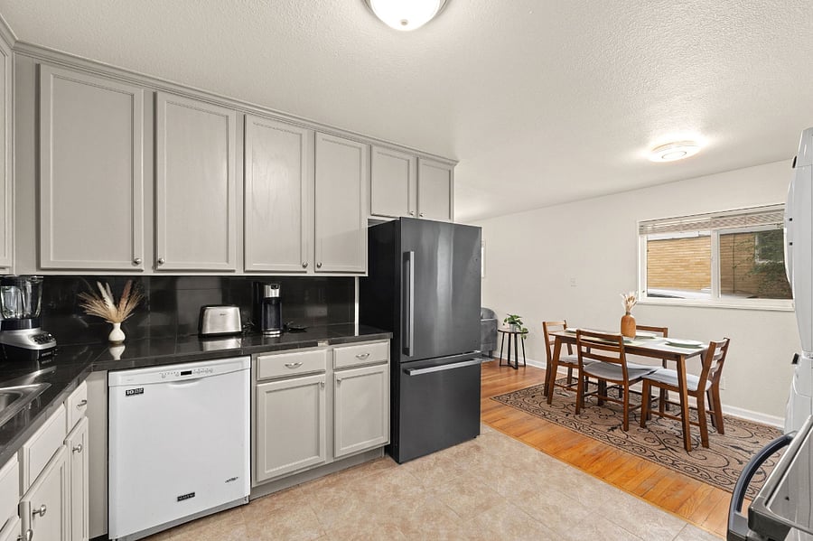 Furnished Finder property 637169_1 photo 6