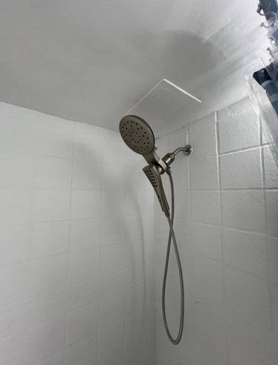 High pressure shower with rain water shower head and hand sprayer