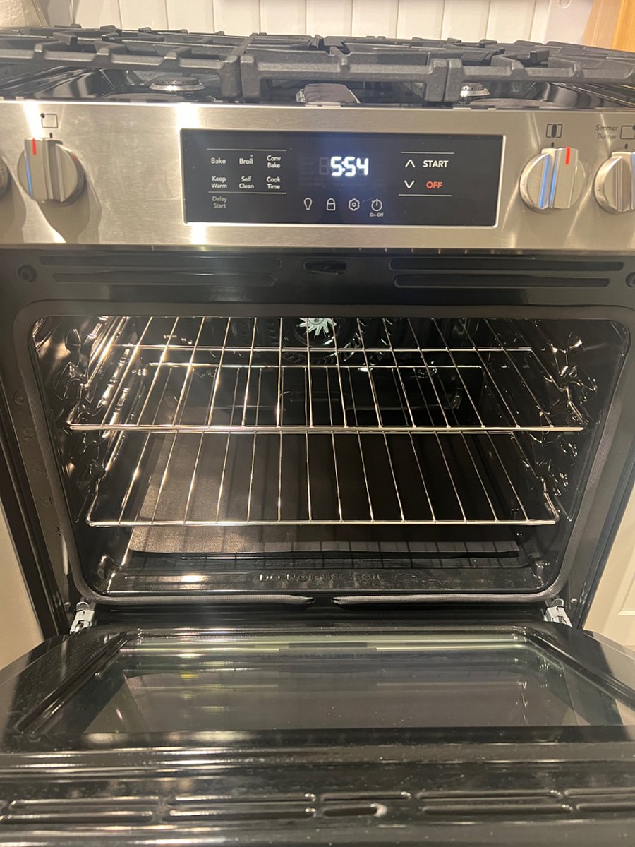 Full size gas oven