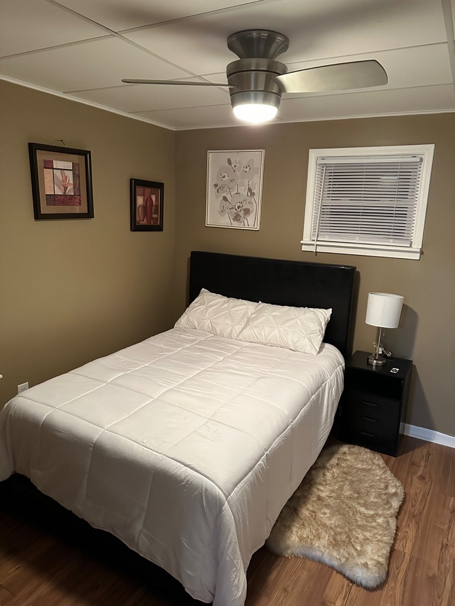 Full Size Bed