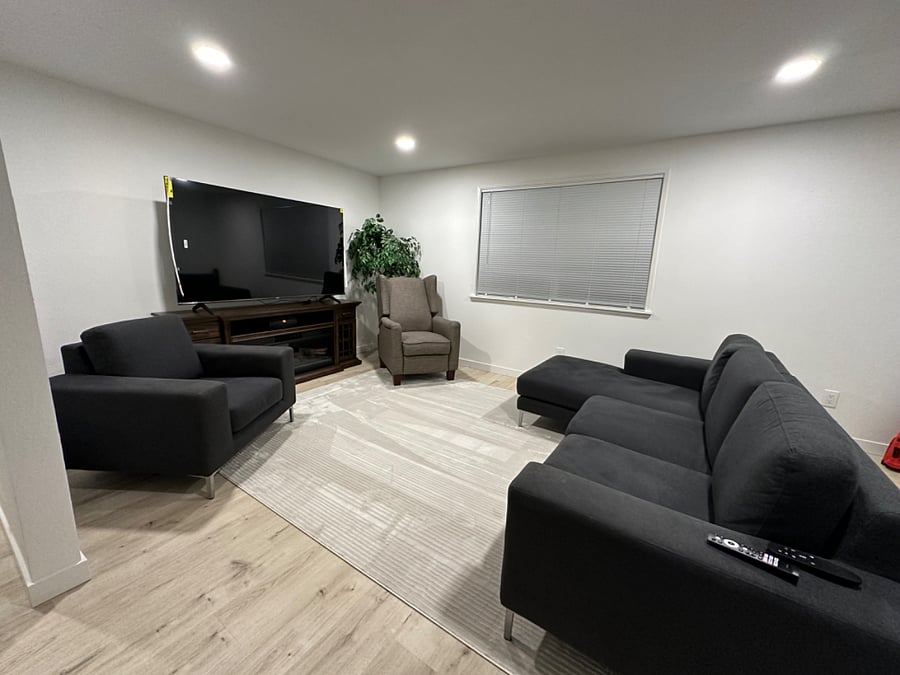 Furnished Finder property 637253_1 photo 3