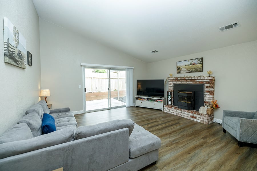 Furnished Finder property 637328_1 photo 8