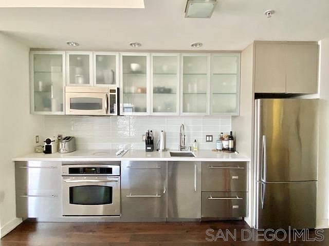 Furnished Finder property 637329_1 photo 7