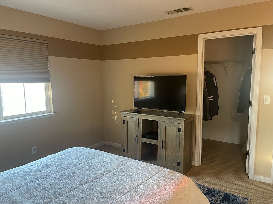 Furnished Finder property 637404_1 photo 3