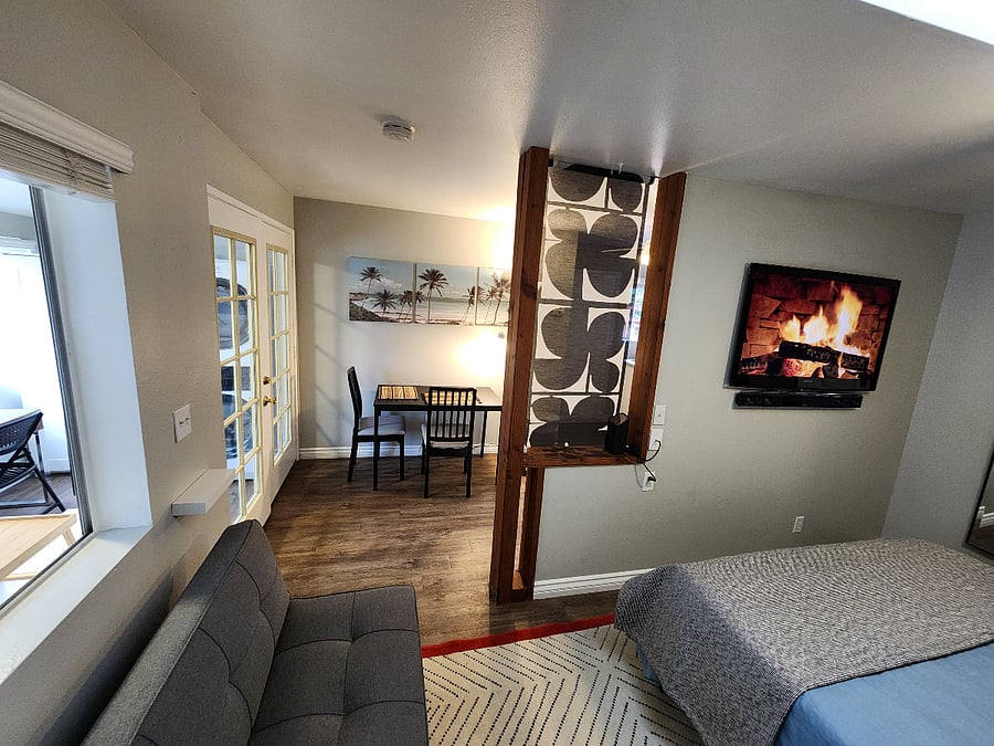 Furnished Finder property 637411_1 photo 9