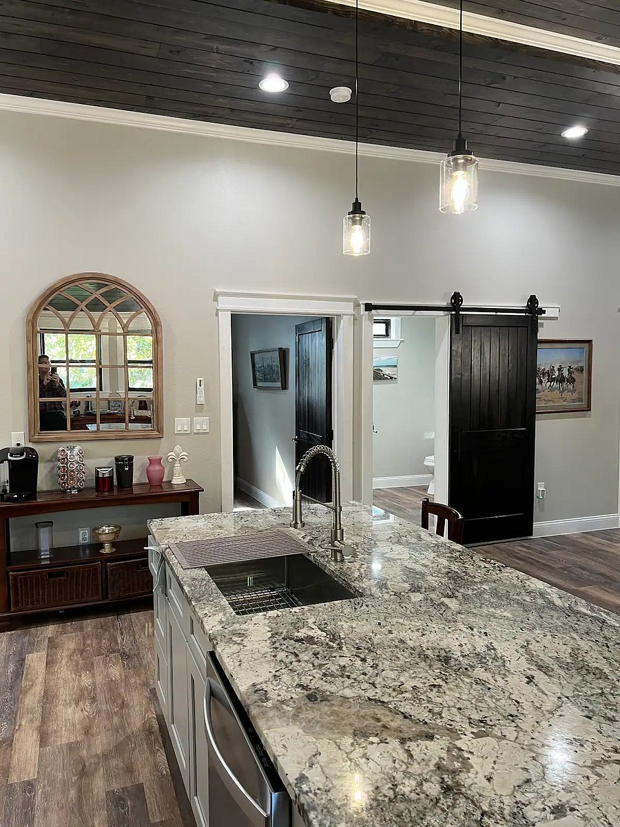 Furnished Finder property 637476_1 photo 36