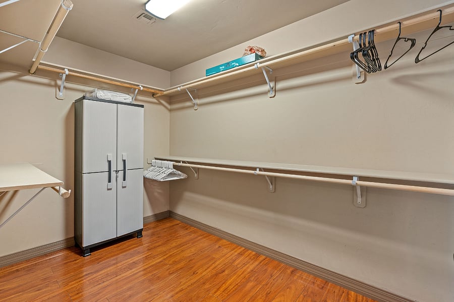 large walk-in closet in primary suite