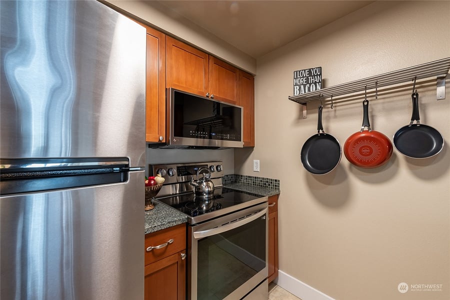 Furnished Finder property 637523_1 photo 3