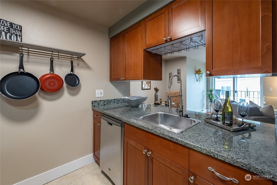 Furnished Finder property 637523_1 photo 4