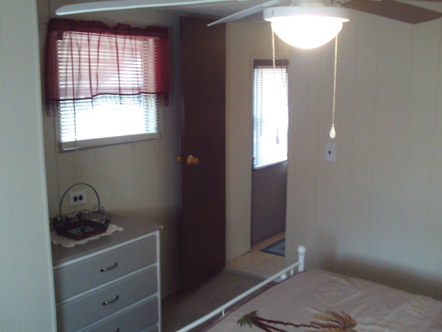 Furnished Finder property 637560_1 photo 14
