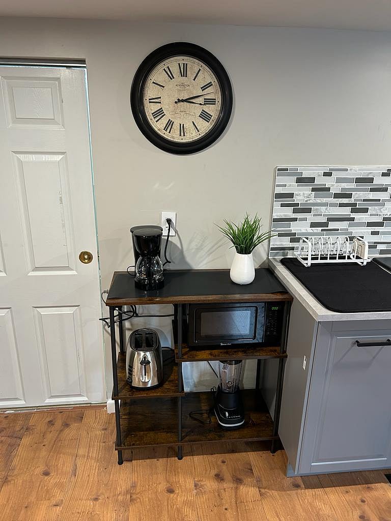 Furnished Finder property 637663_1 photo 3