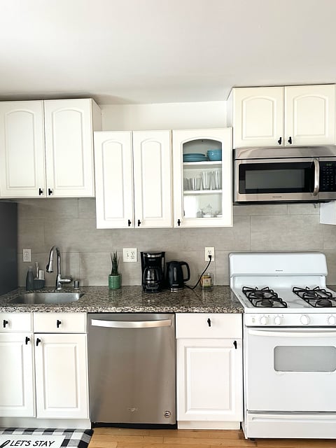 Furnished Finder property 637710_1 photo 6