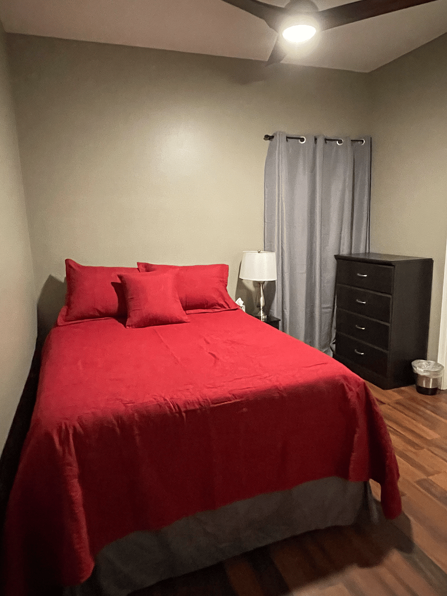 Full Bedroom
