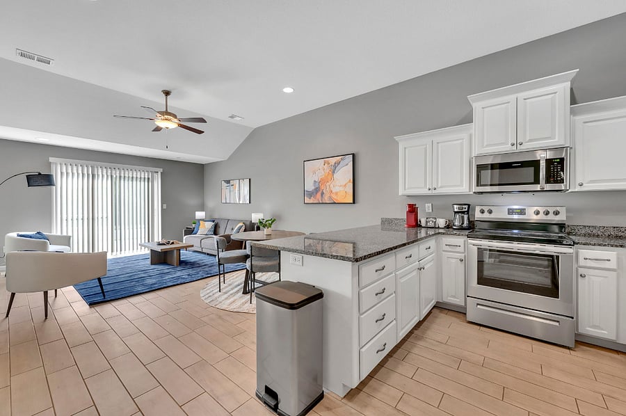 Furnished Finder property 637753_1 photo 3
