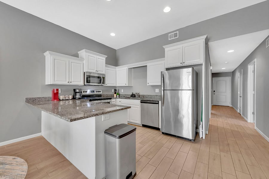 Furnished Finder property 637753_1 photo 6