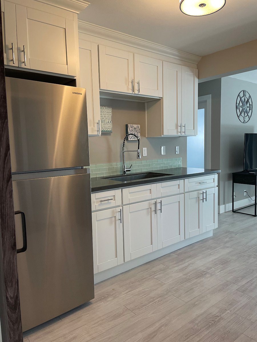 Ground level - FULL house rental, 2nd refrigerator