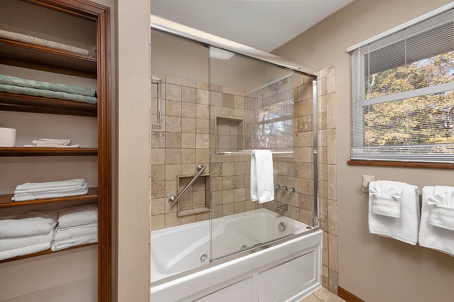 Furnished Finder property 637880_1 photo 8