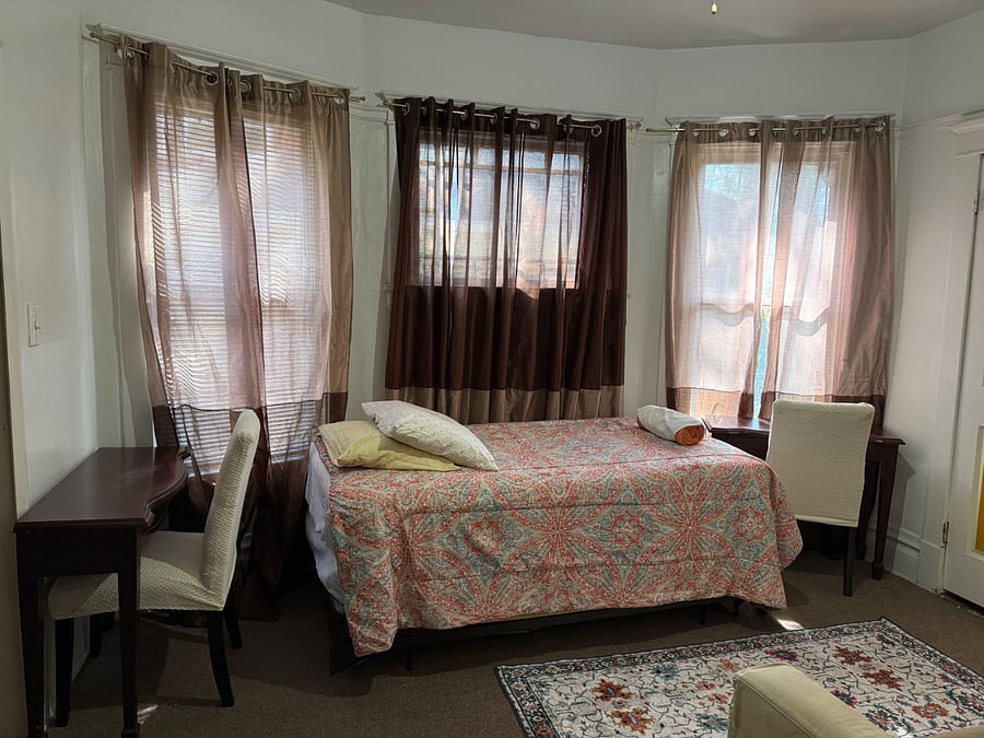 Furnished Finder property 637888_1 photo 8